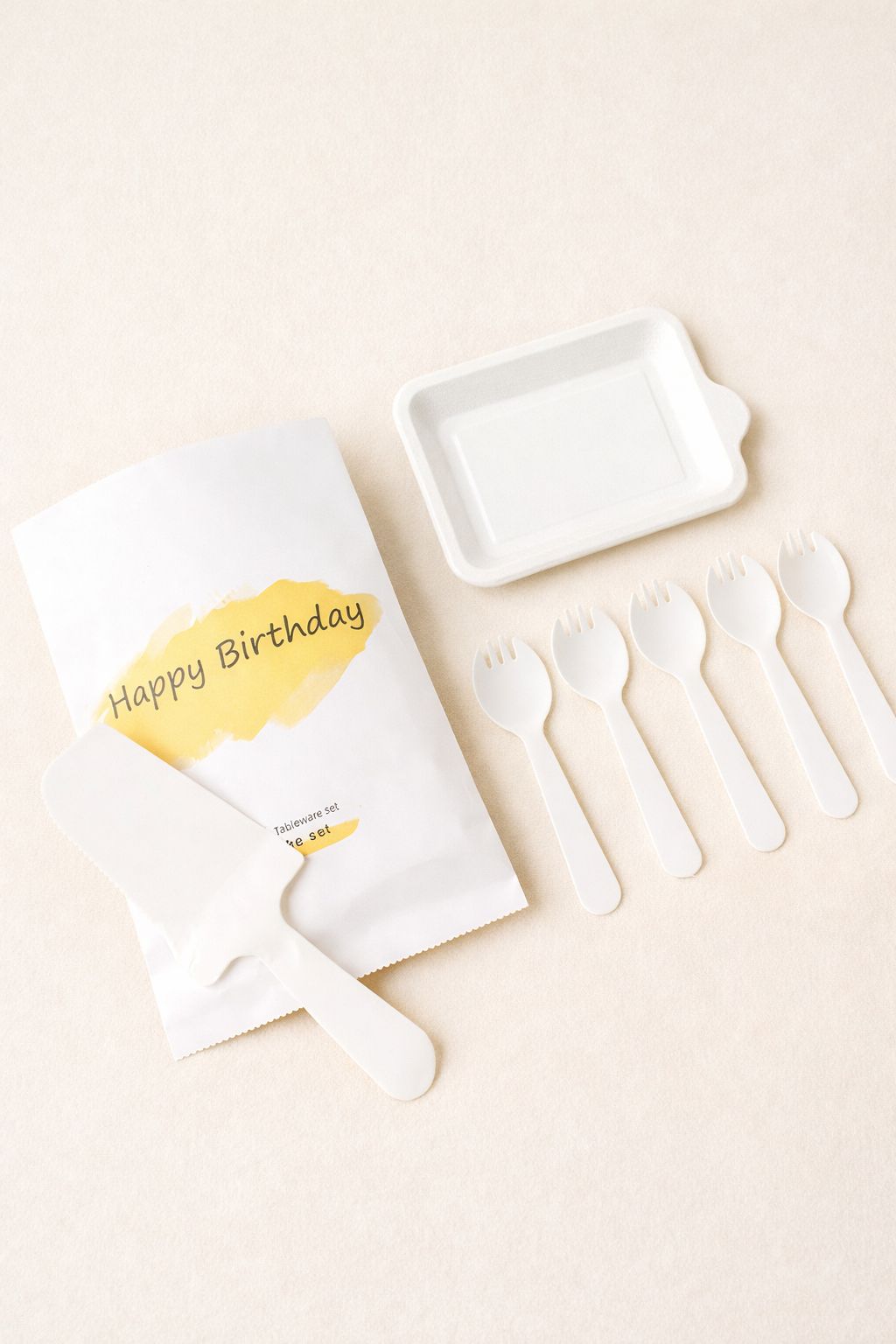 Paper serveware pack
